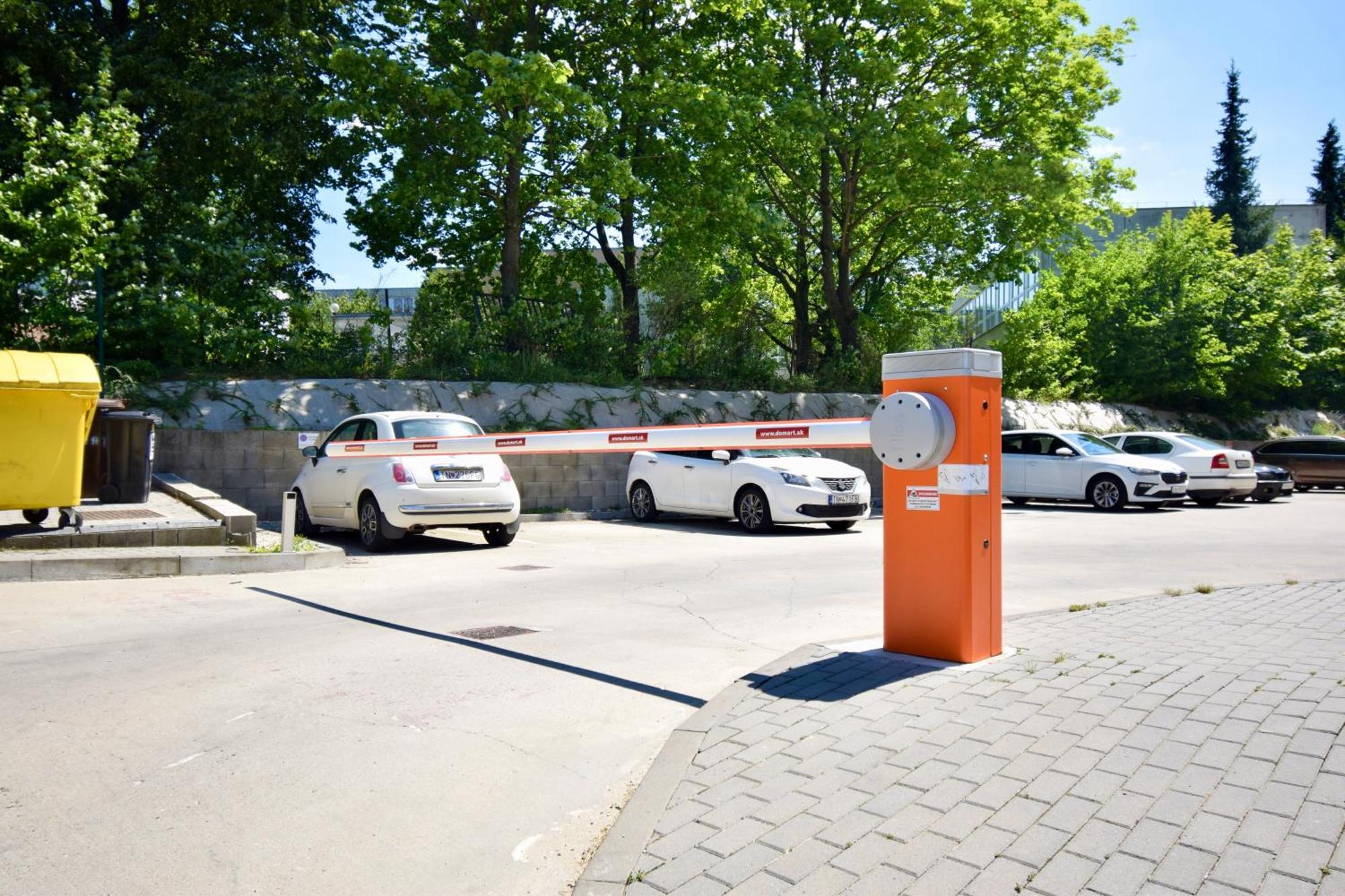 Saratovska Apartment Trencin Luaran gambar